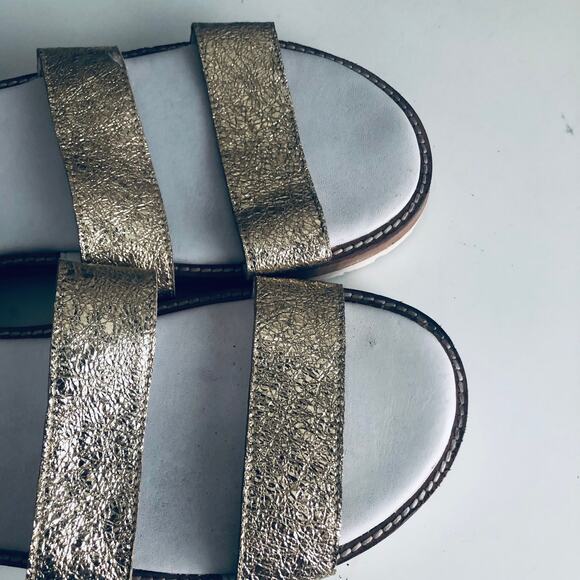 Free People Women's 10 Gold Leather Wood Platform Sole White Elastic Sandal - Picture 7 of 10